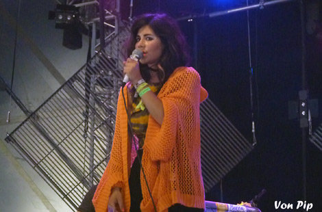 Marina And The Diamonds -Glastonbury 2010